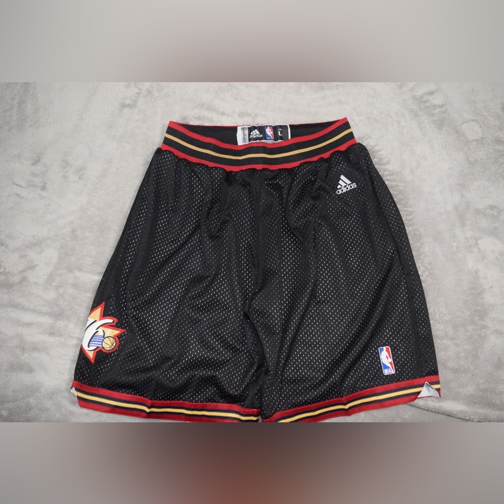 Throwback Philadelphia 76ers basketball shorts NEW L Adidas